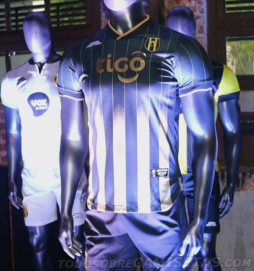 Todas las "32" camisetas de la Copa Libertadores 2020