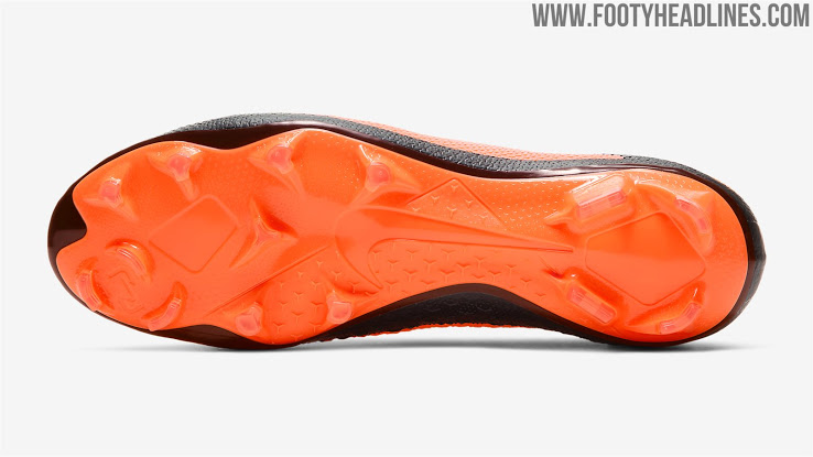 Las nuevas botas Nike Phantom Vision 2 'Futuro de ADN Hypervenom'