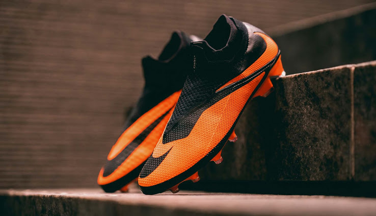 Las nuevas botas Nike Phantom Vision 2 'Futuro de ADN Hypervenom'