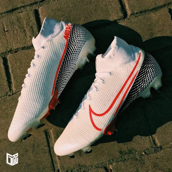 Bota Laser Crimson Nike Mercurial 2020