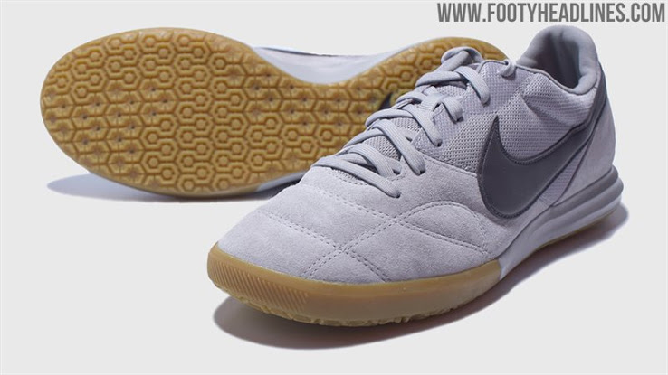 Botas Grey Nike Premier II Sala 2020