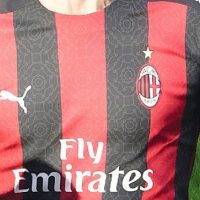 Camiseta de local del AC Milan 20-21