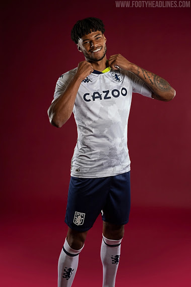 Tercera Camiseta del Aston Villa 2020-2021