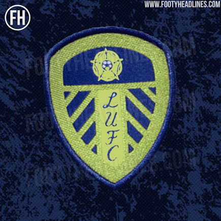 Camiseta de Visitante del Leeds United 2021-2022