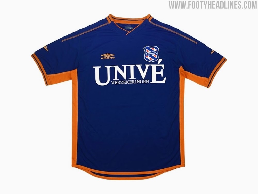Camiseta de Visitante del Heerenveen 2021-2022