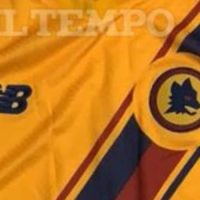 Tercera Camiseta de la AS Roma 2021-2022