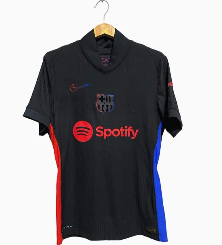 Descubriendo las Impresionantes Nuevas Camisetas del FC Barcelona para la Temporada 2024-2025